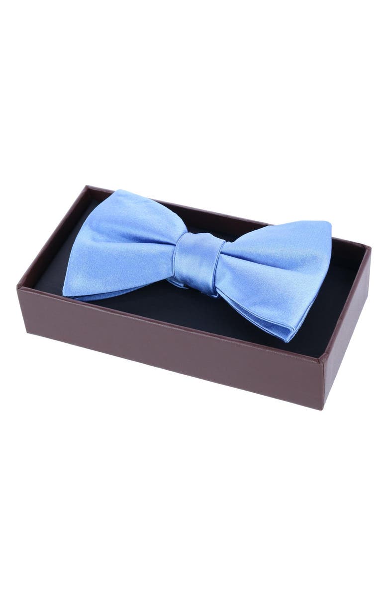 Trafalgar Sutton Solid Silk Bow Tie, Alternate, color, Light Blue