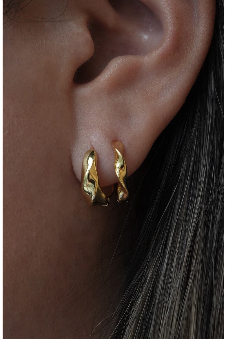 Set of 2 Twisted Hoop Earrings, Alternate, color, GOLD