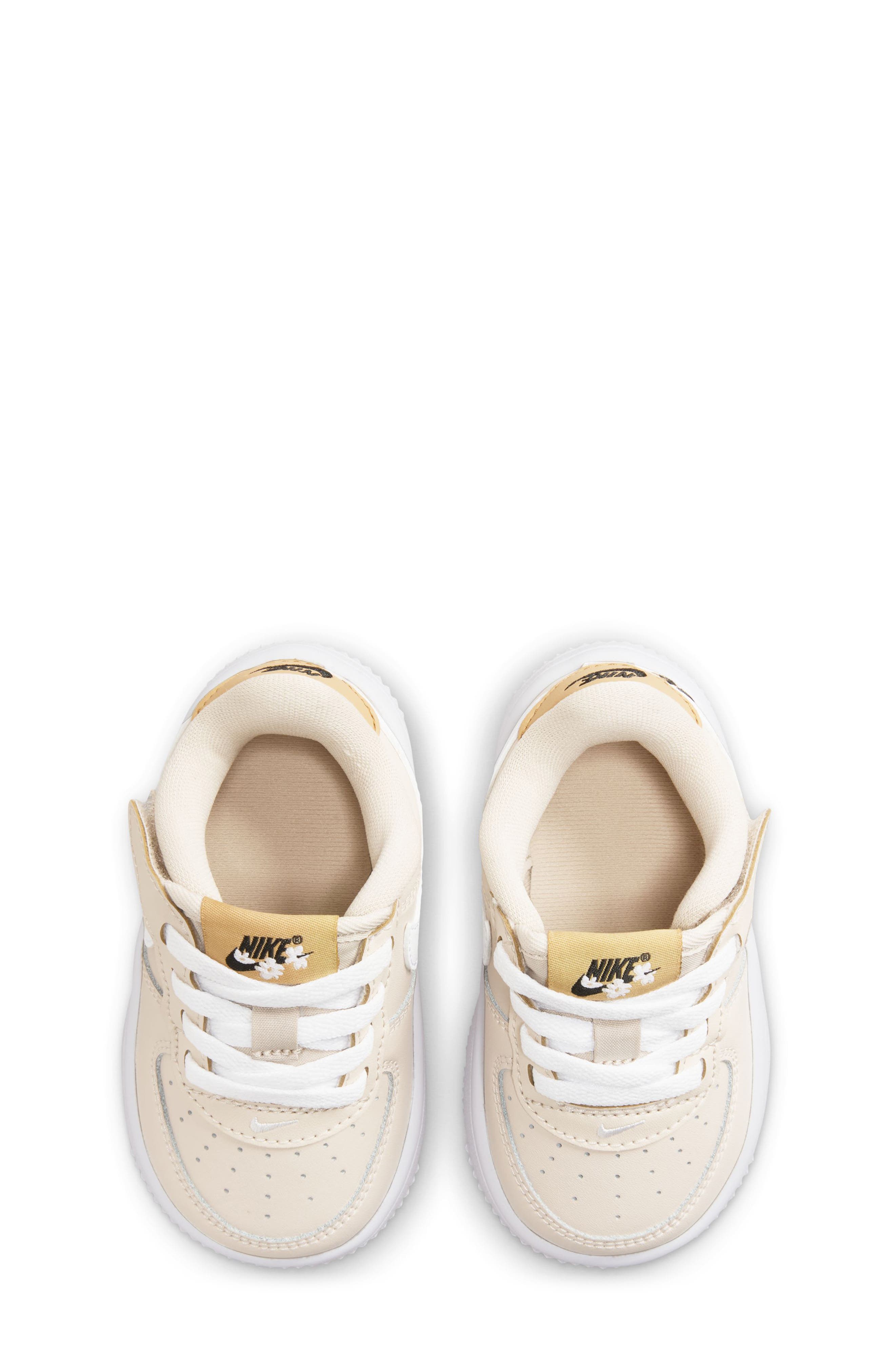 Nike Kids' Air Force 1 EasyOn Sneaker, Alternate, color, 