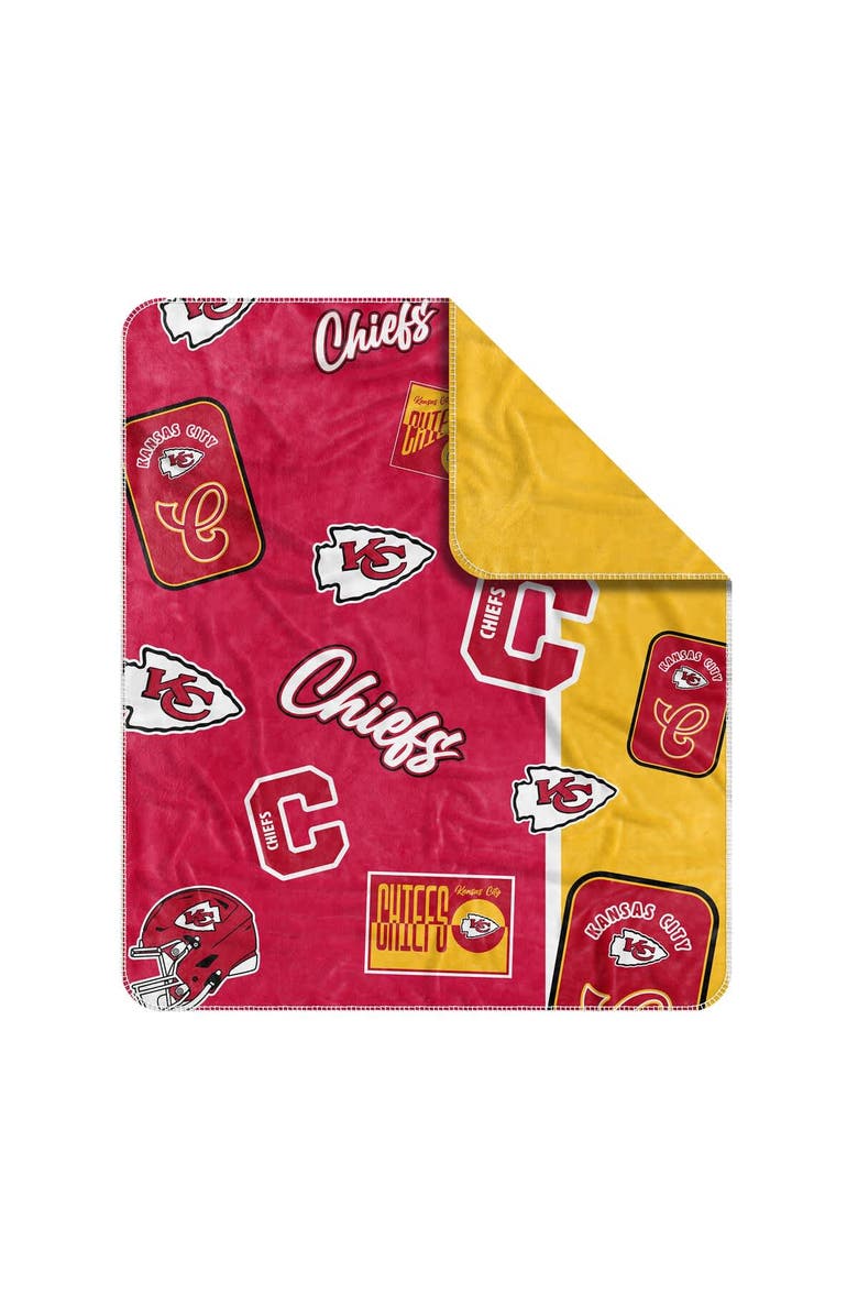 LOGO BRANDS Kansas City Chiefs 50" x 60" Dream Weave Throw Blanket, Alternate, color, Red