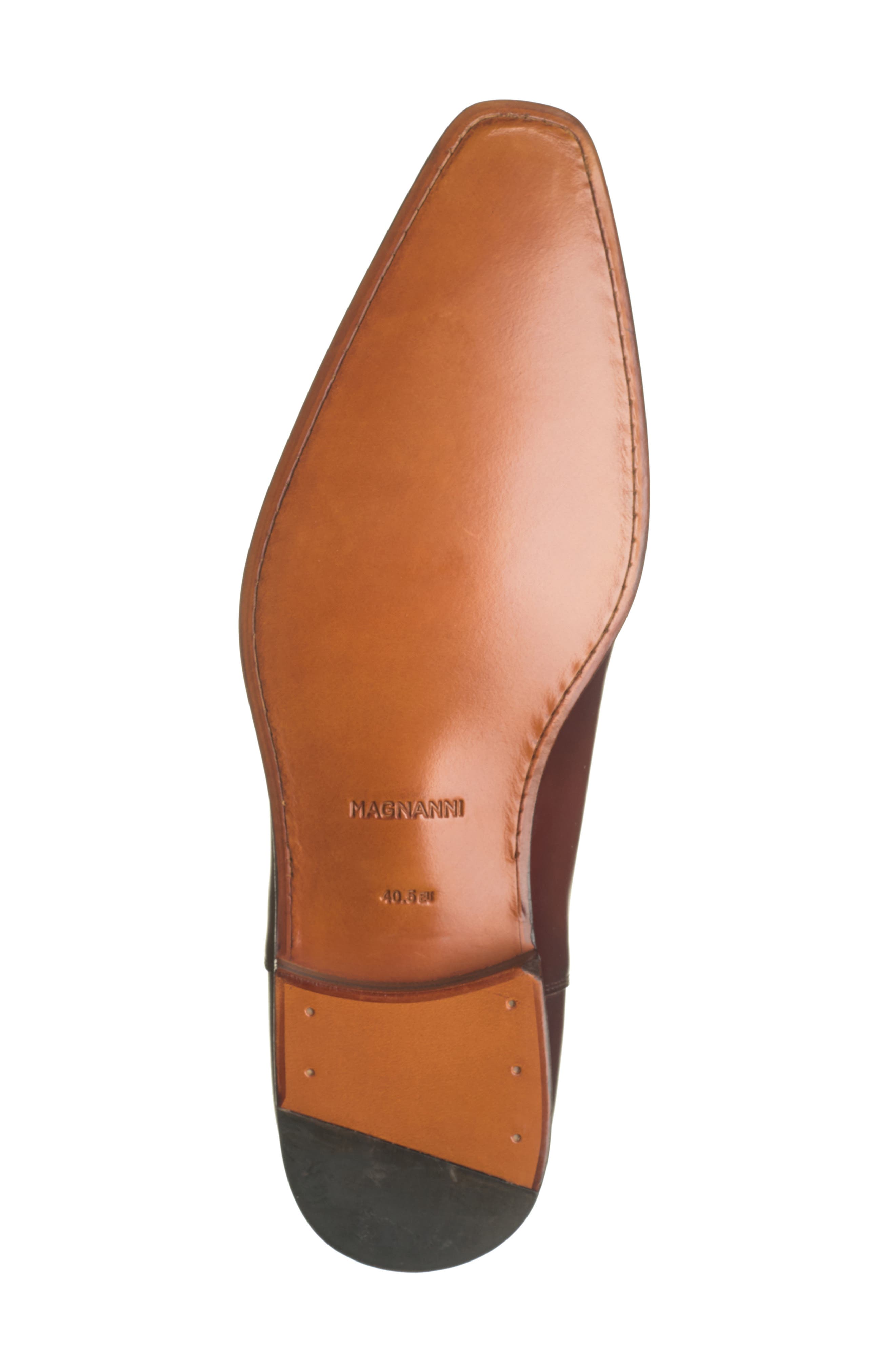 Magnanni Apron Toe Chelsea Boot, Alternate, color, 