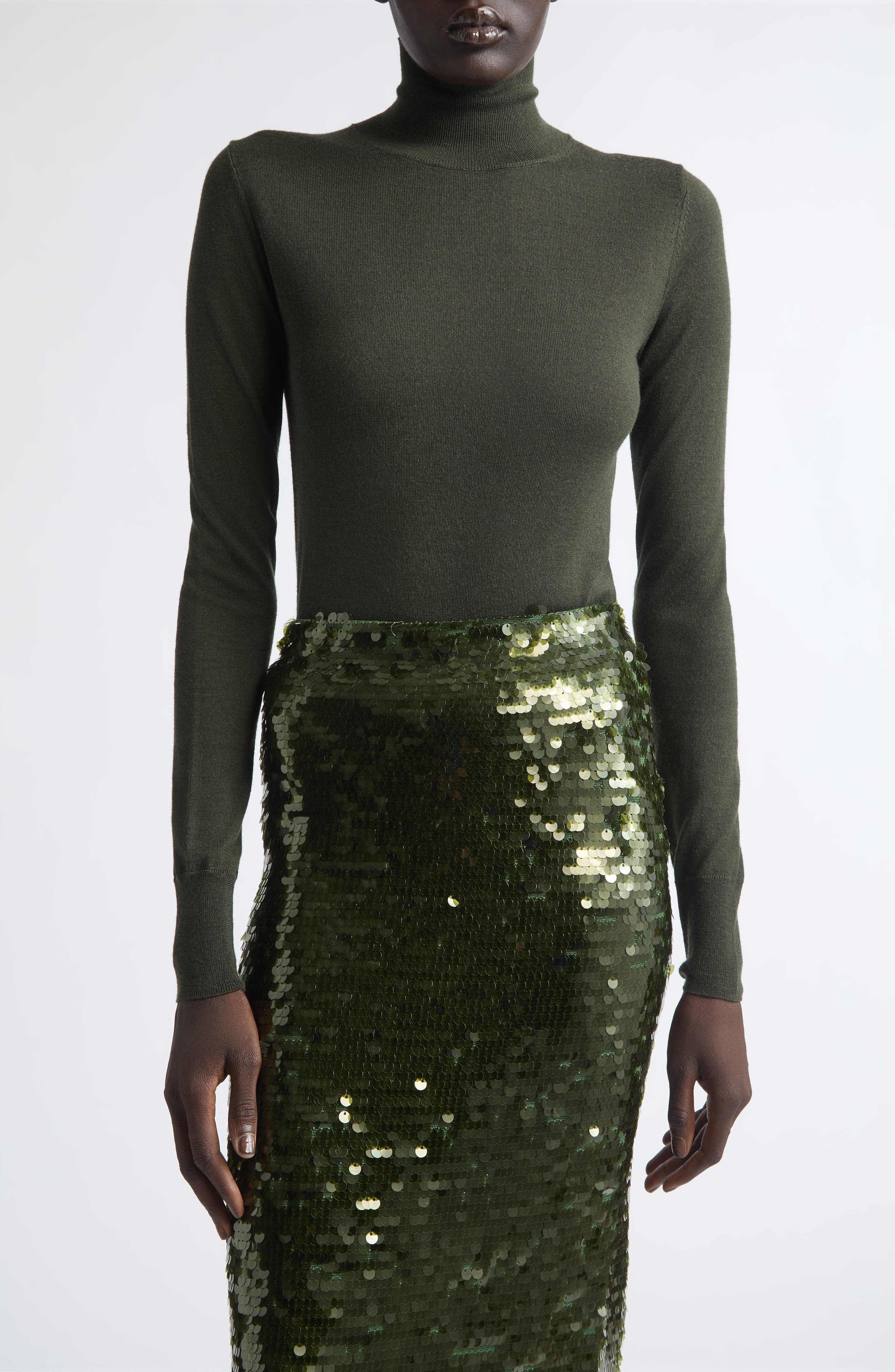 FOREST GREEN