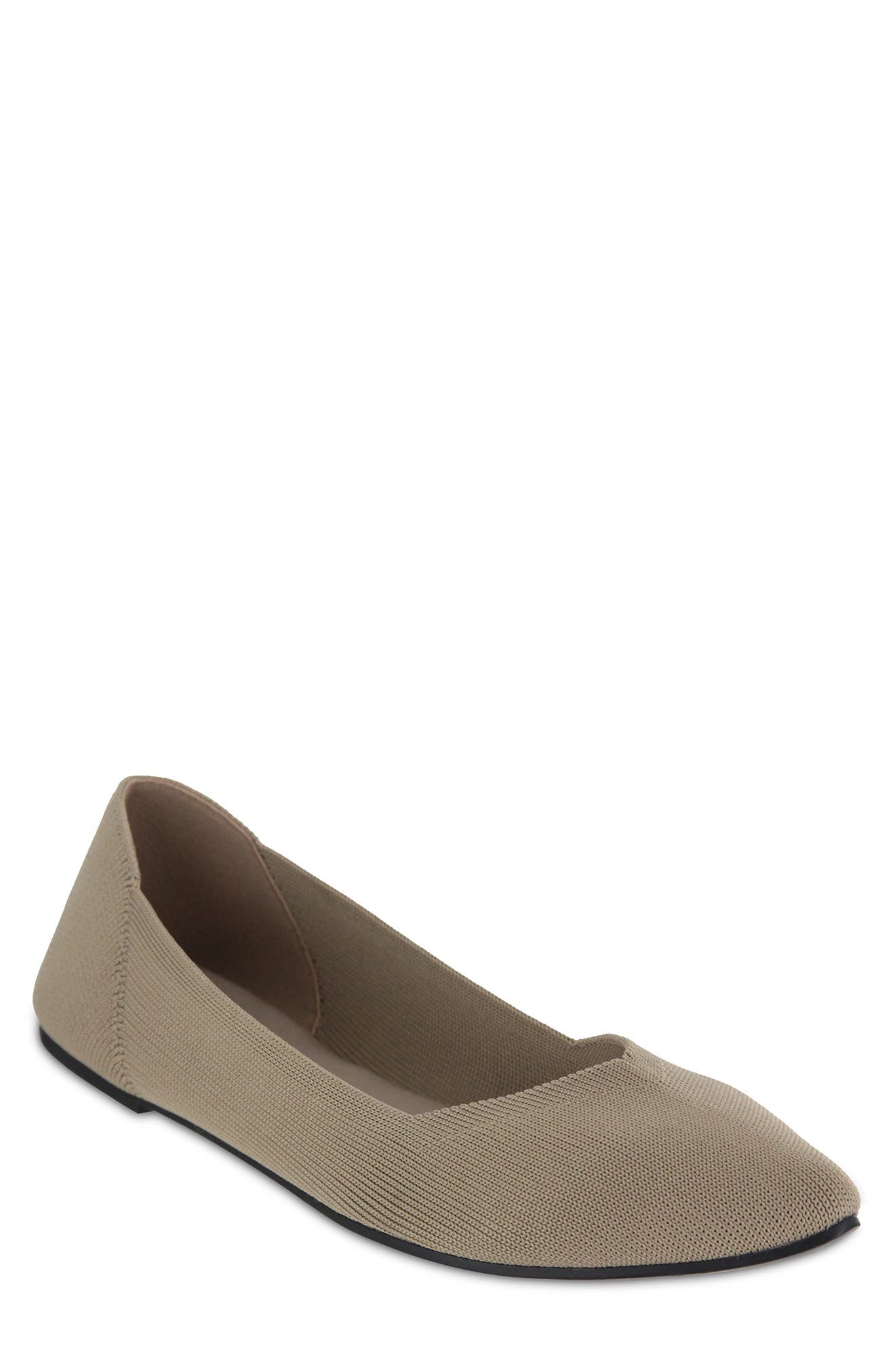 MIA Kerri Pointed Toe Flat