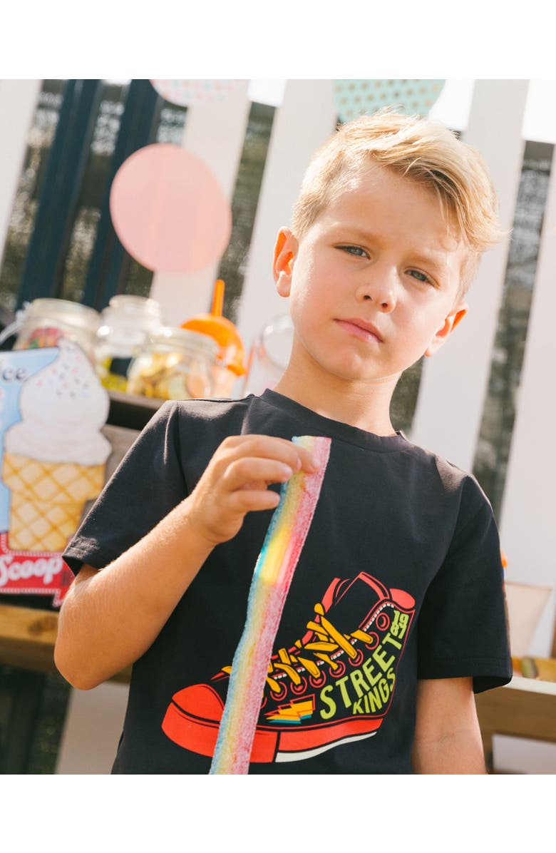 Deux par Deux Boy's Organic Cotton Graphic Tee Black And Red Shoe, Alternate, color,