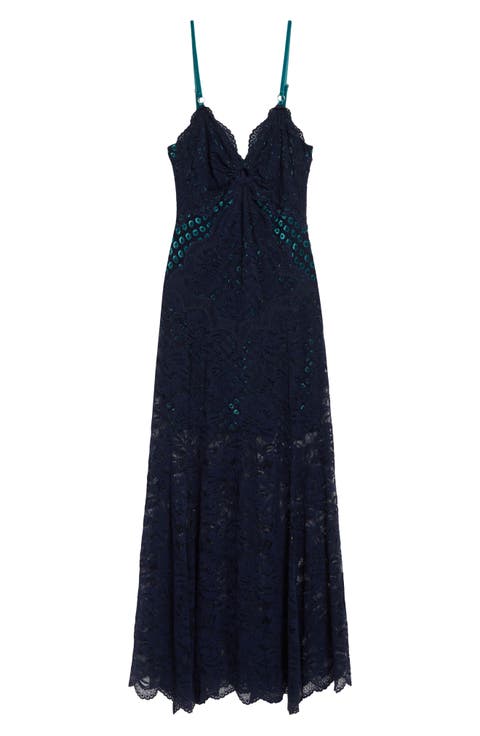 Embroidered Stretch Lace Trumpet Dress