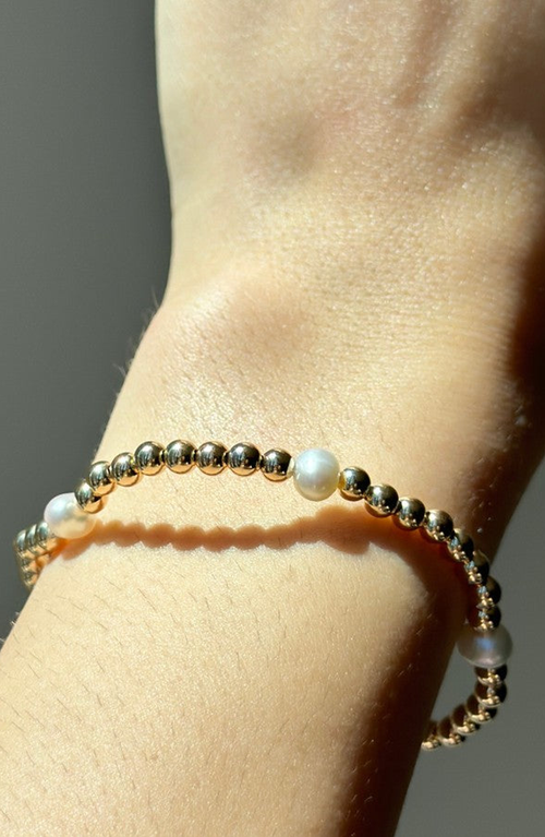 Little Sky Stone Multi-pearl Bead Bracelet In Gold