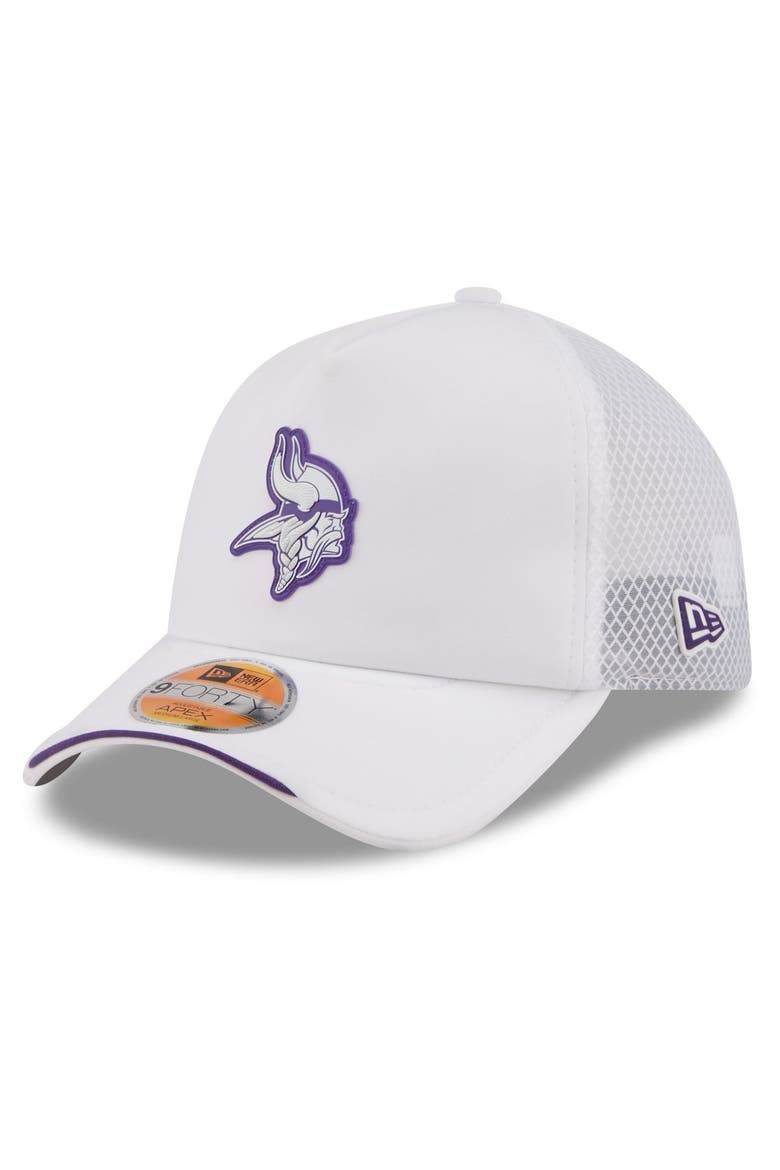 Men's New Era White Minnesota Vikings 2026 Sideline Apex 9FORTY Adjustable Trucker Hat, Main, color, White