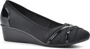 CLIFFS BY WHITE MOUNTAIN Bowie Wedge Pump - Wide Width Available