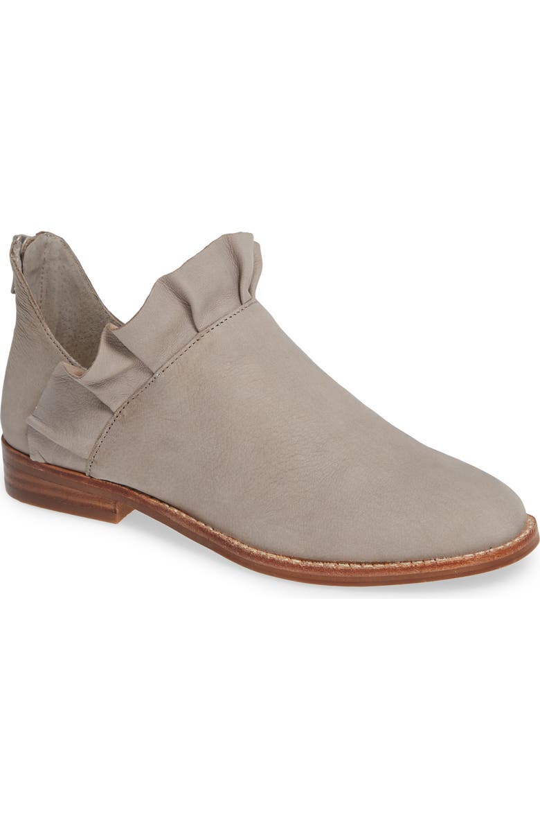 Sole Society Brinya Ruffle Bootie, Main, color,