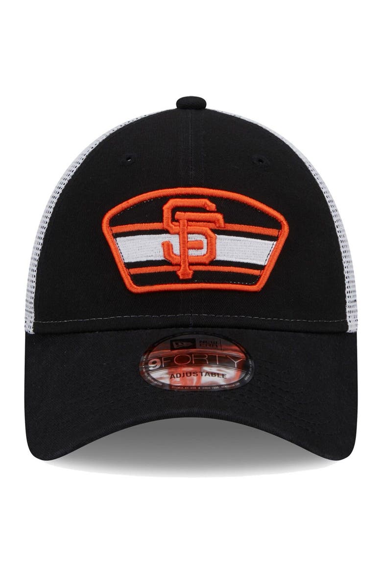 Men's New Era Black/White San Francisco Giants Logo Patch 9FORTY Trucker Snapback Hat, Alternate, color, Black