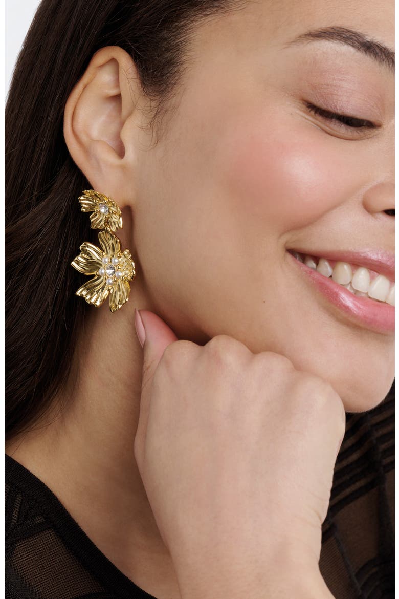 Pettala Flower Statement Drop Earrings, Alternate, color, GOLD TONE / PEARL / CLEAR