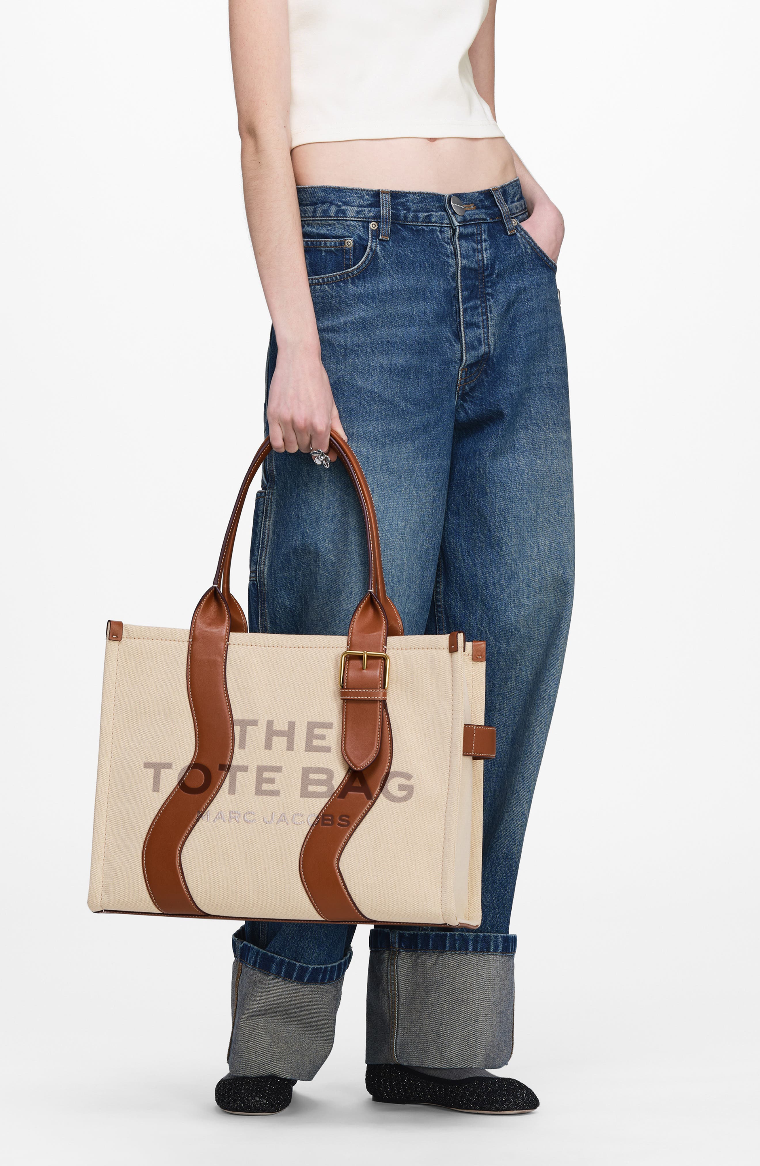 Marc Jacobs The Wavy Canvas Large Tote Bag, Alternate, color, Beige/Argan Oil