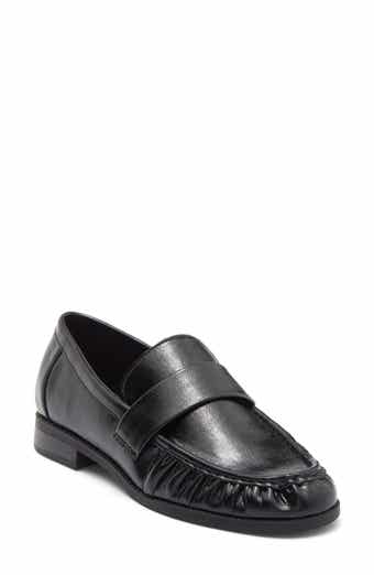 Steve Madden Morgen Loafer