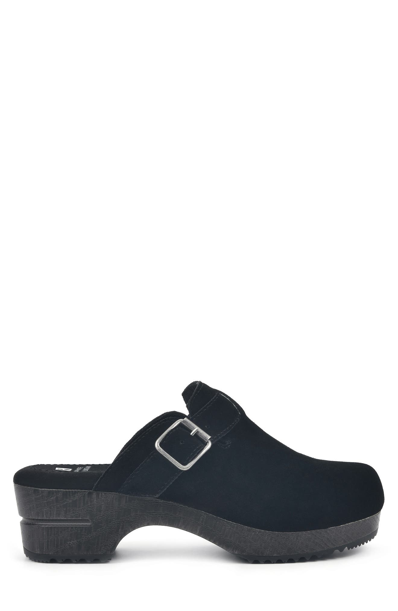 White Mountain Footwear WHITE MOUNTAIN Behold Suede Platform Clog, Alternate, color, 