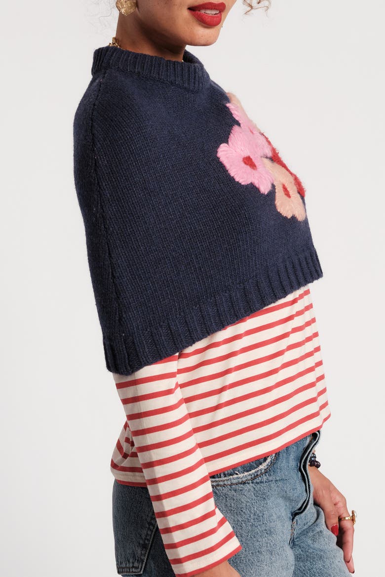 Emma Shrug Poppy, Alternate, color, Navy/Multi