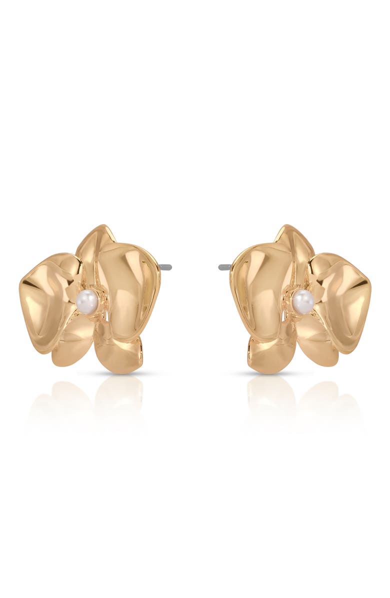 Ettika Freshwater Pearl Blossom Stud Earrings, Alternate, color, Gold/ Pearl