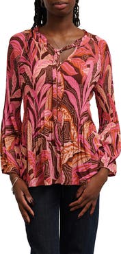 SUNNY LEIGH Floral Ruffle Neck Plissé Blouse