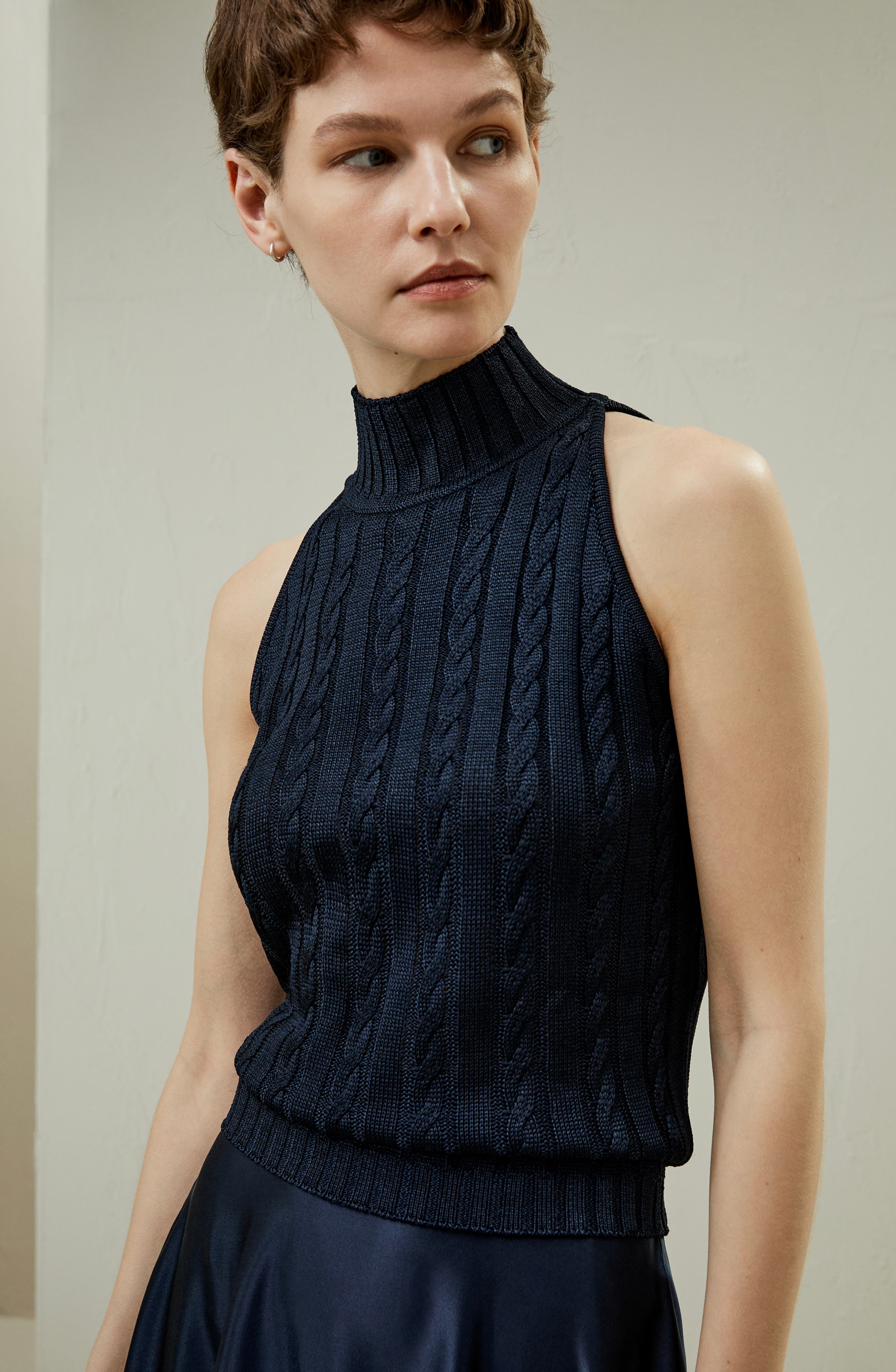 Wild Silk Sleeveless Sweater - image 4