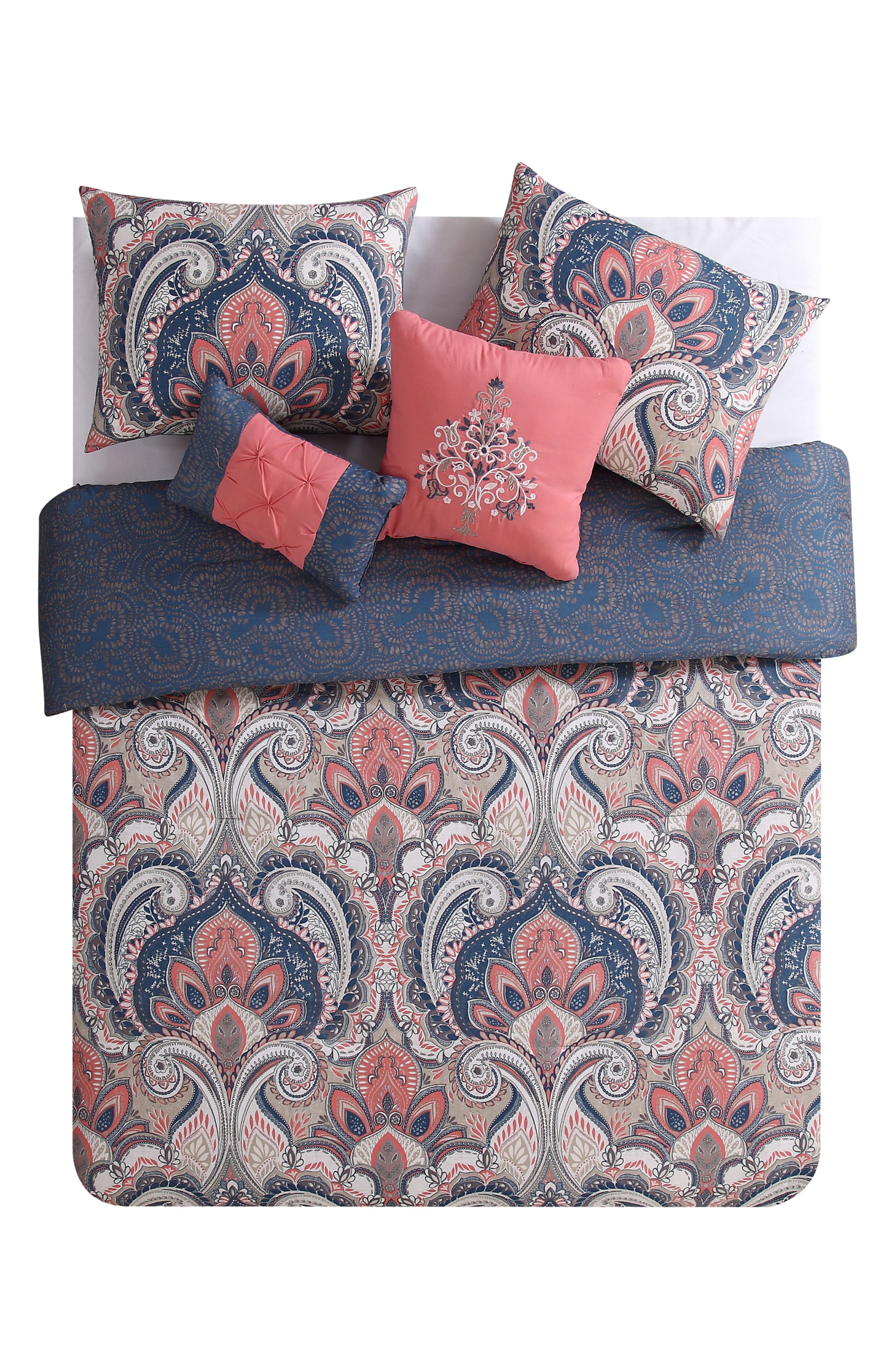 VCNY HOME Damask Reversible Comforter Set - Full/Queen