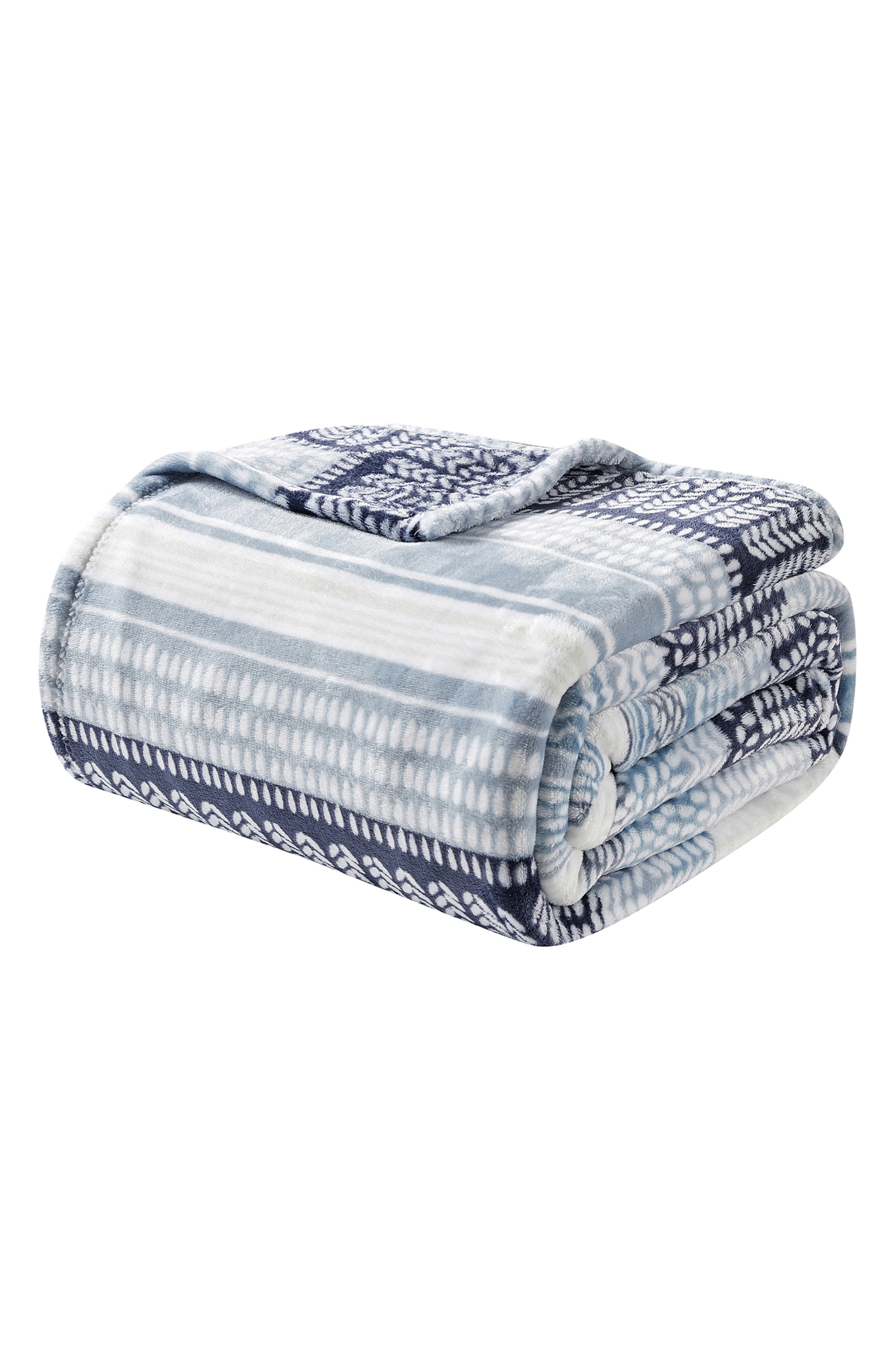 Luxury Home Stripe Fleece Throw Blanket