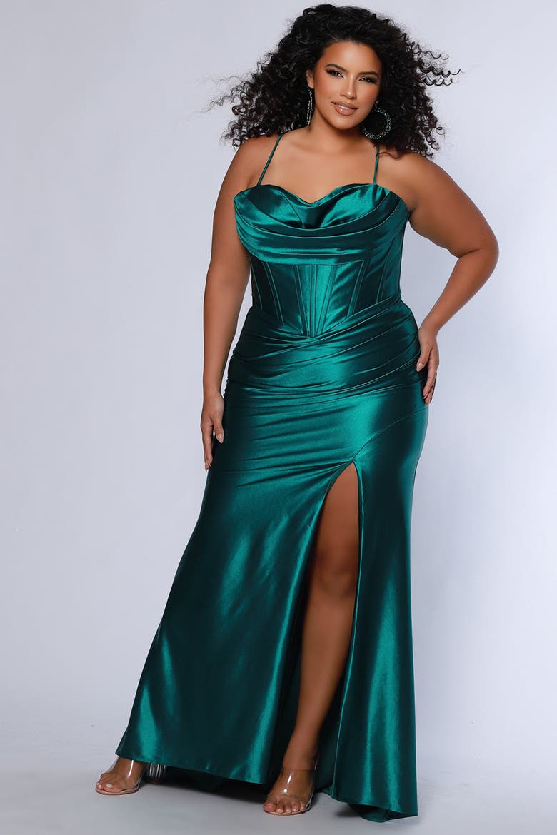Pleated Draped Sweetheart Neckline Slim Fitted Plus Size Gown, Main, color, Hunter