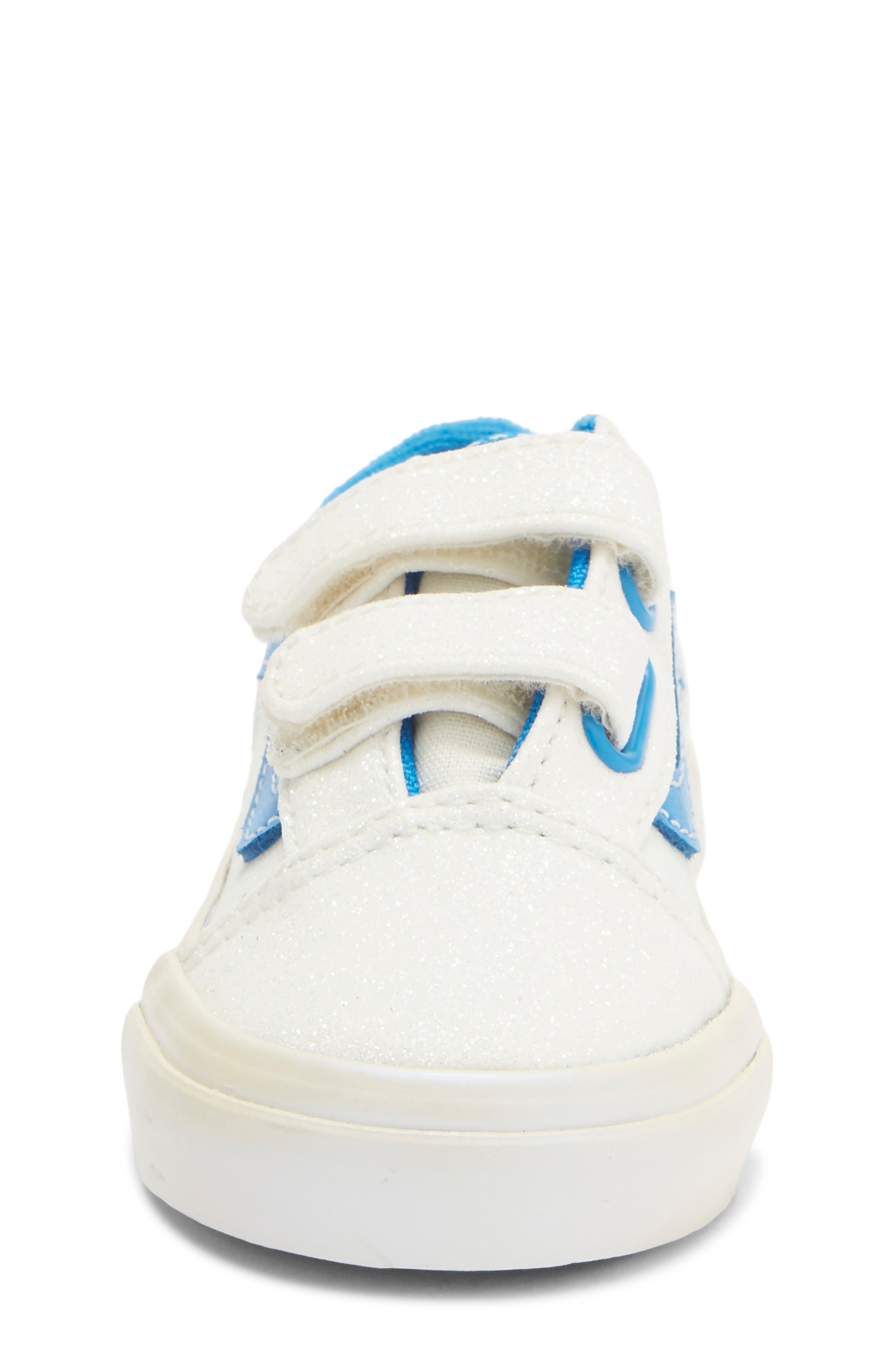 Vans Kids' Old Skool V Sneaker, Alternate, color, White/Blue