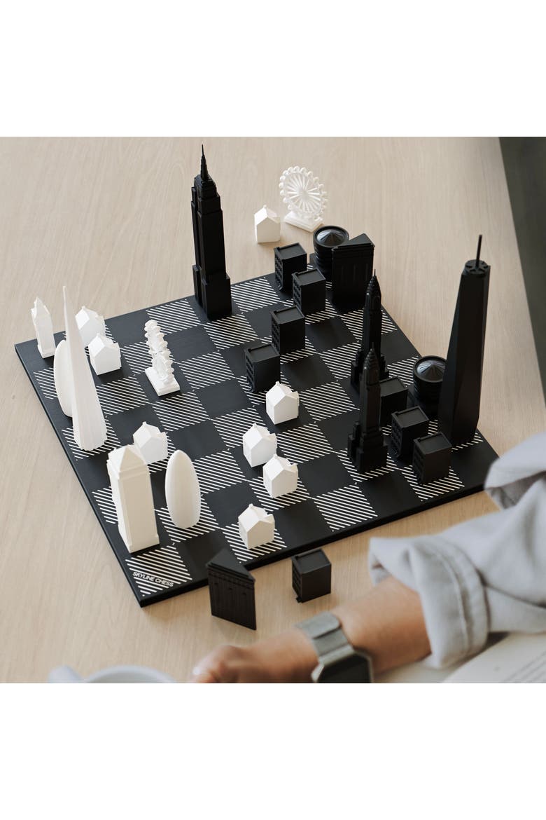 Chess Set Acrylic LONDON vs NEW YORK with B/W Hatch Board, Alternate, color, White