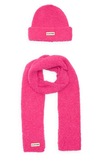 Hunter Patch Scarf & Beanie Set In Pink