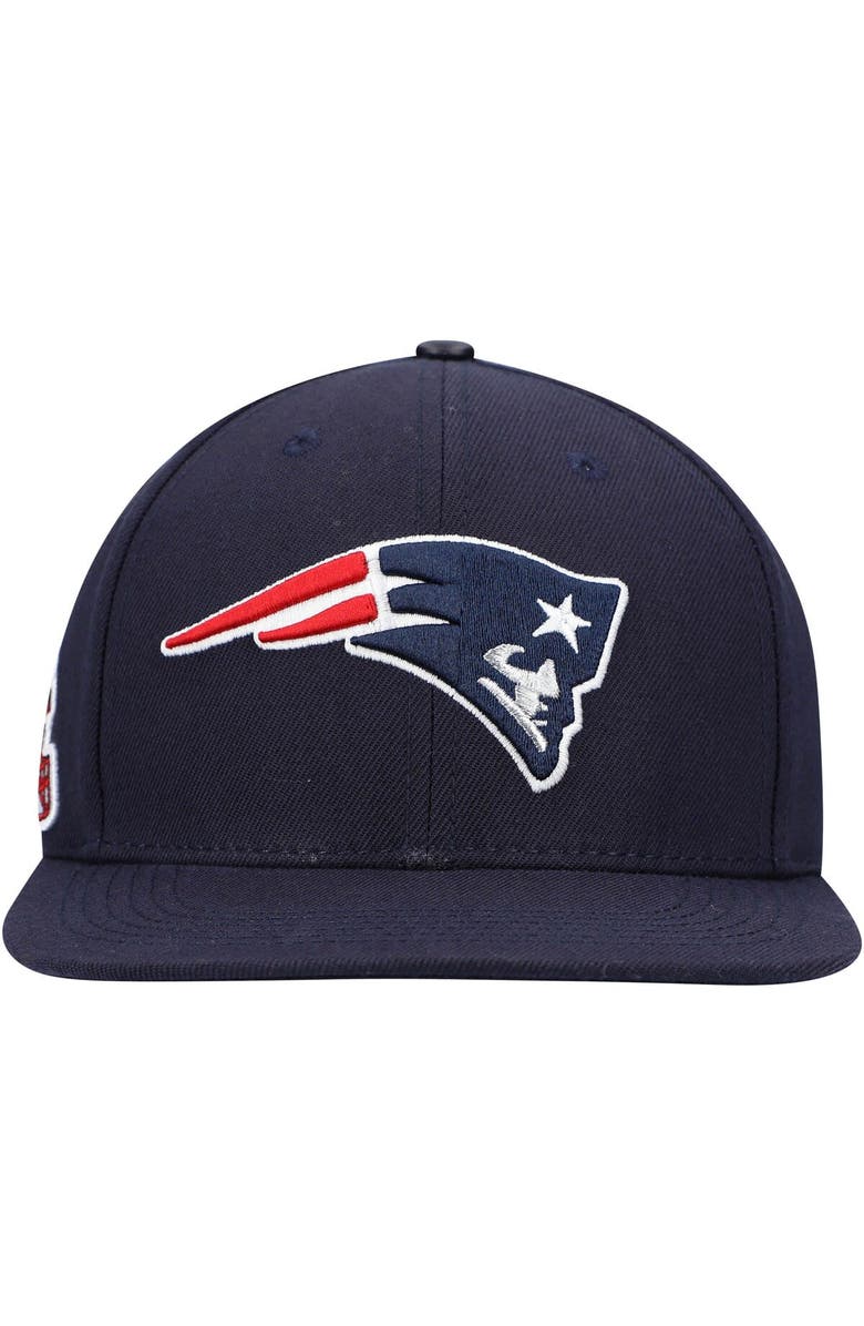 PRO STANDARD Men's Pro Standard Navy New England Patriots Logo Snapback Hat, Alternate, color, 