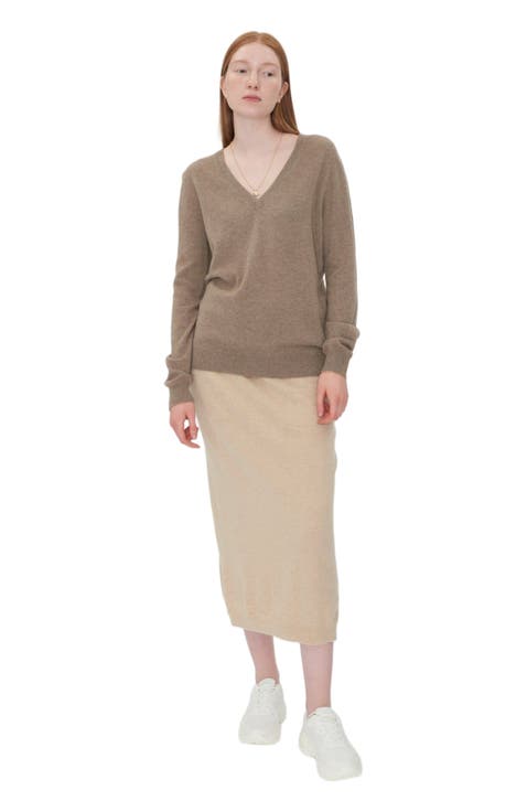 Essential Cashmere V-Neck Sweater