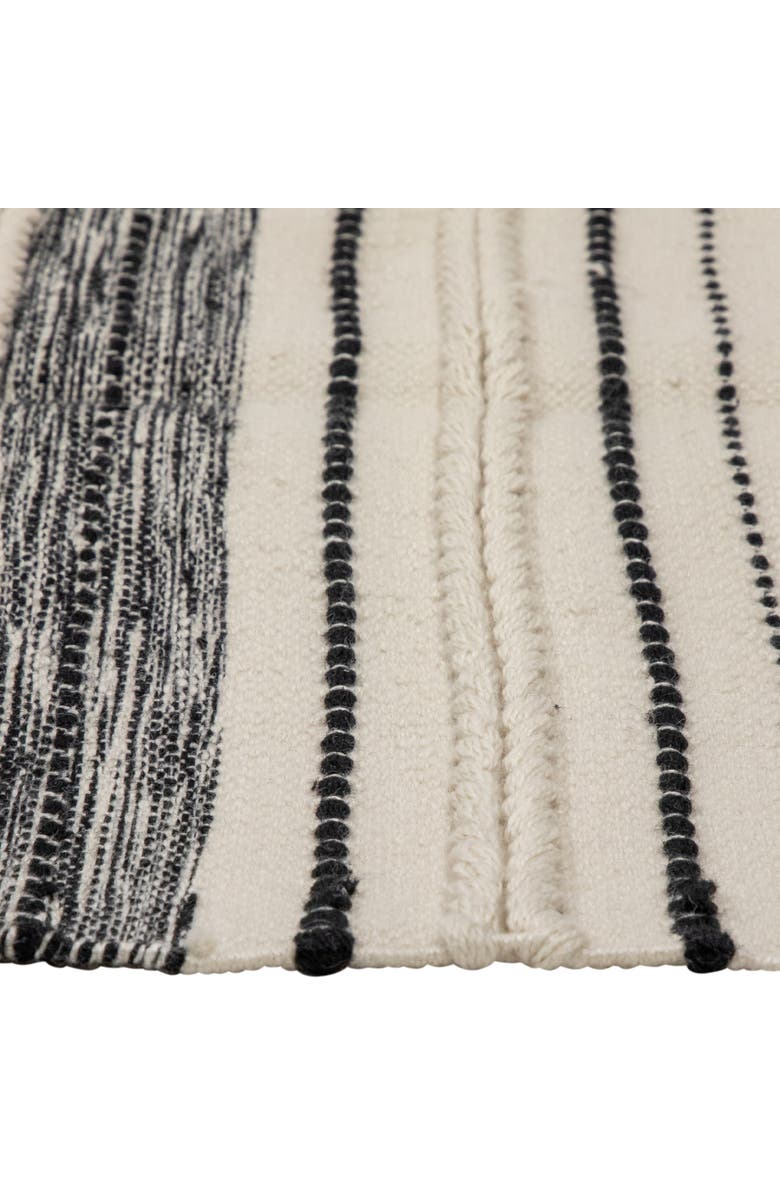 Northlight 3.5' x 2.25' Cream and Black Twisted Textured Handloom Woven Outdoor Throw Rug, Alternate, color, Blue
