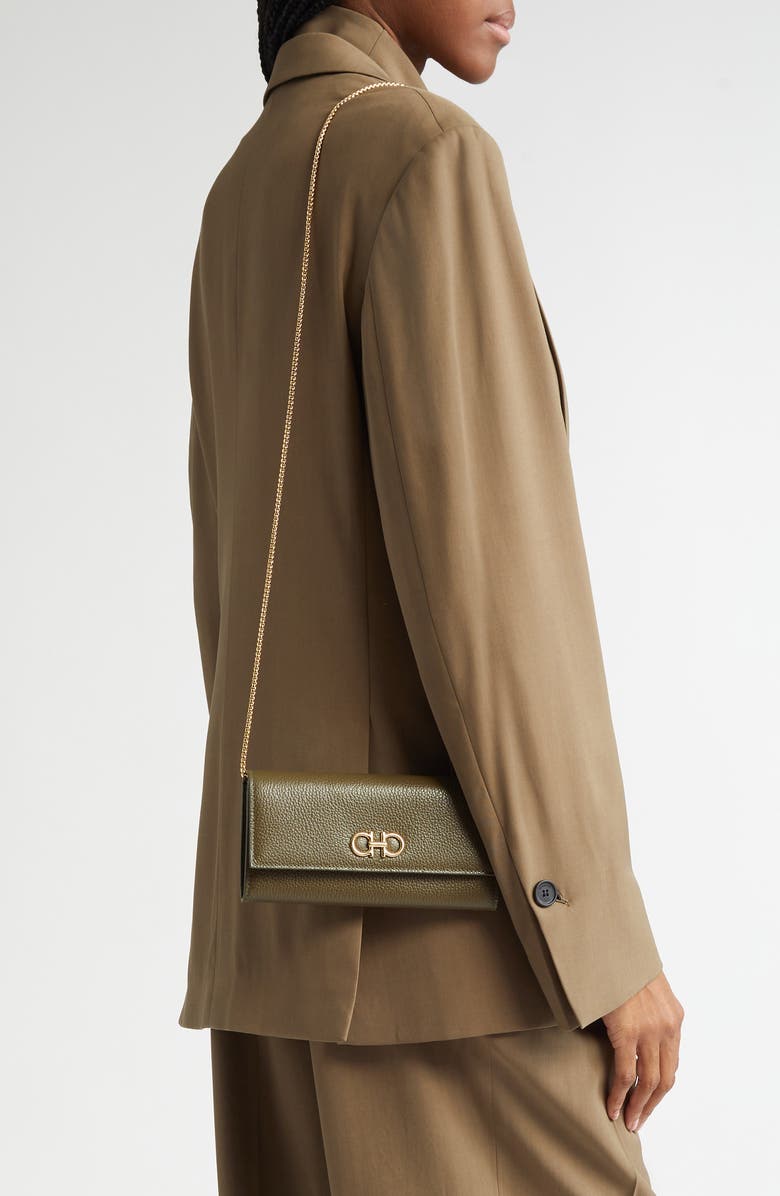 FERRAGAMO Gancini Wallet on Chain, Alternate, color,