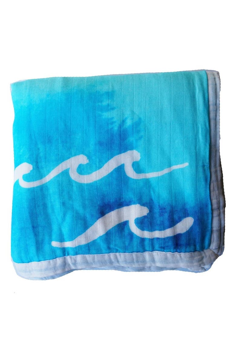 Coco Moon Nalu Quilt, Main, color, Blue