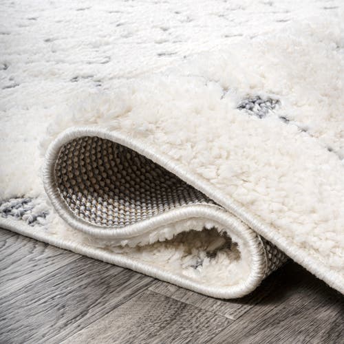 Jonathan Y Pia Moroccan Trellis Plush Carved Area Rug In Cream/gray