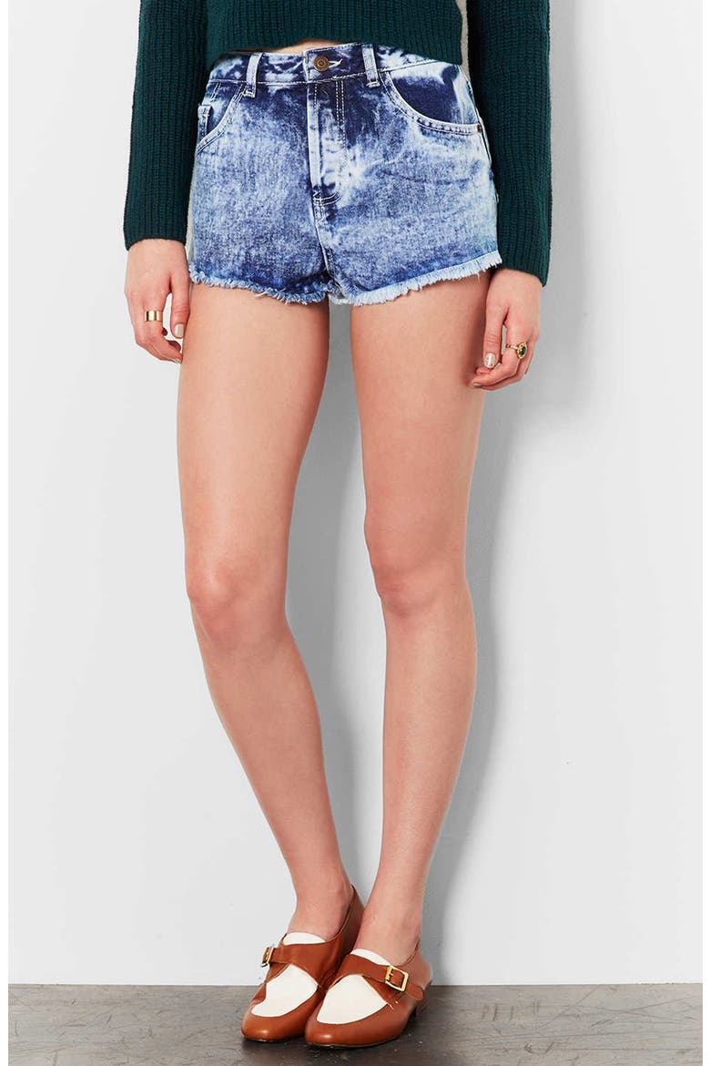 Moto 'Holly' Acid Wash Denim Shorts, Main, color, LIGHT DENIM