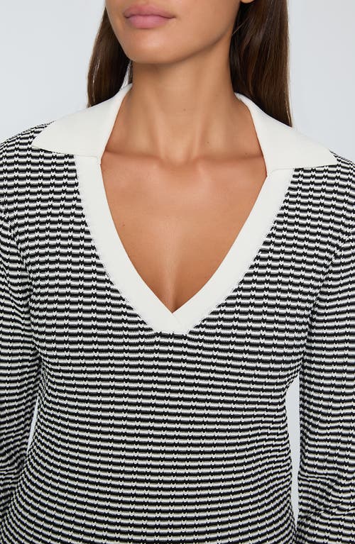 Elie Tahari The Carlotta Split Neck Sweater In Noir With Sky White
