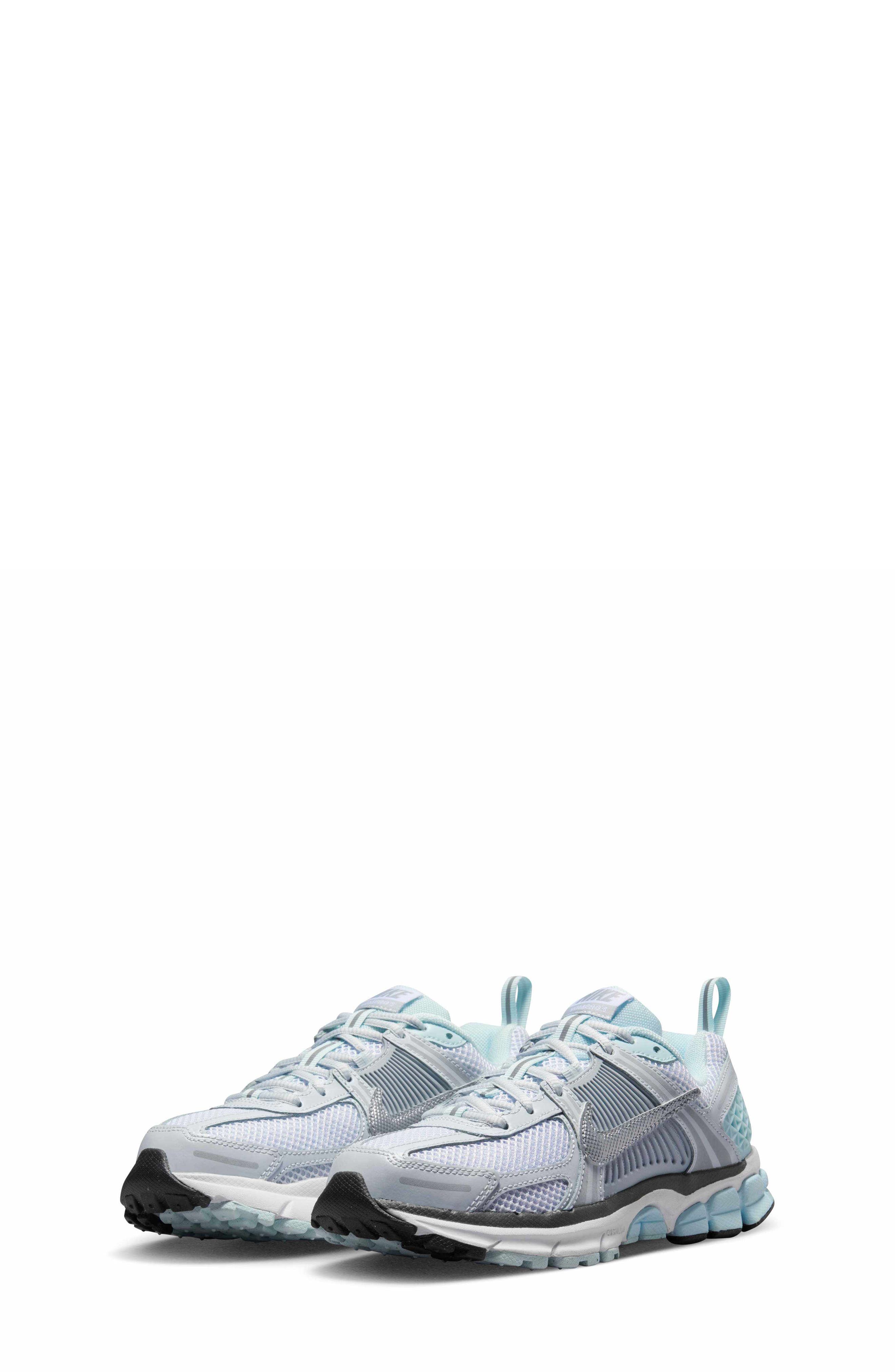 Nike Kids' Vomero 5 Sneaker, Main, color, Pure Platinum/ Blue/ Silver