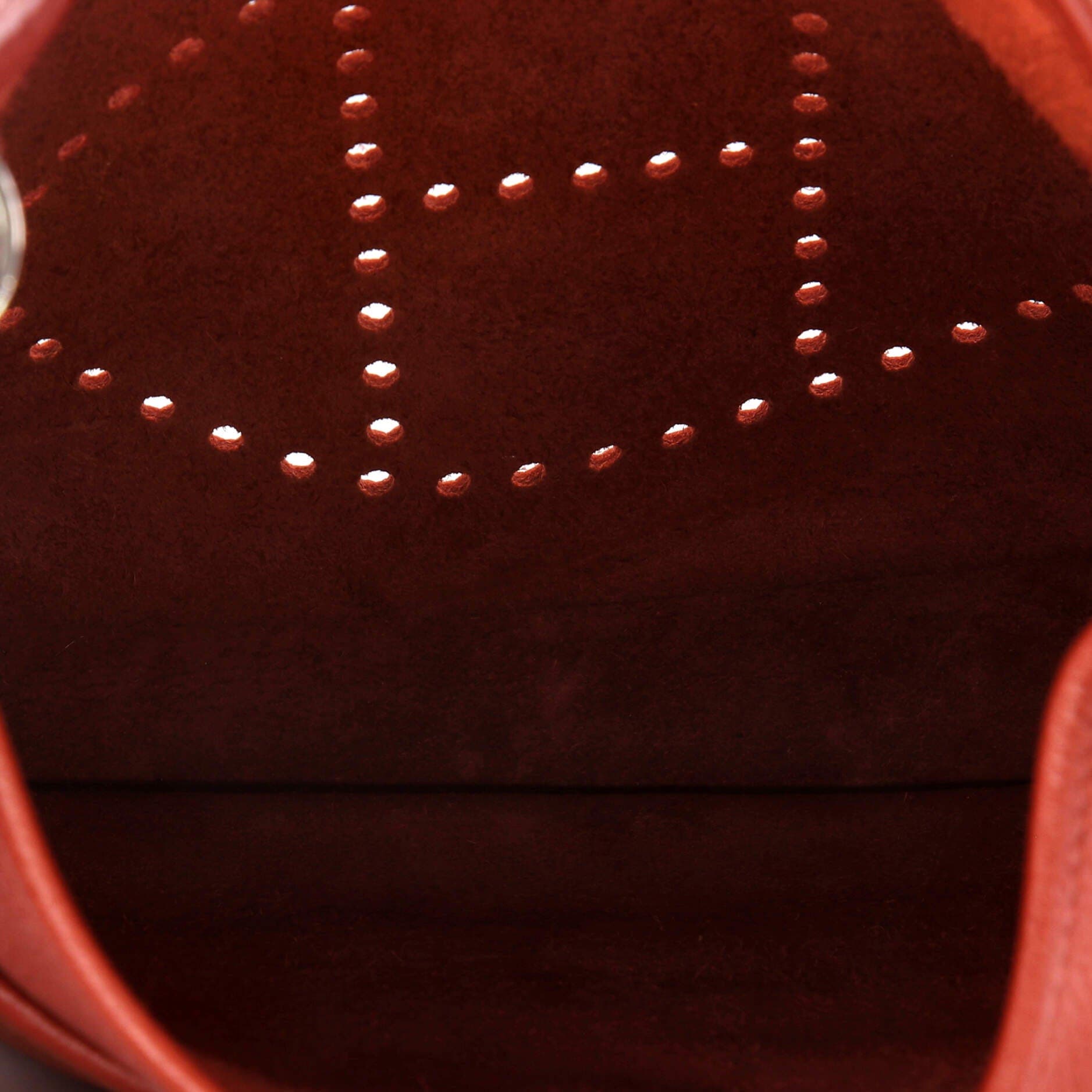 Pre-Owned Hermes Evelyne Bag Gen III Clemence PM, Alternate, color, Rouge H