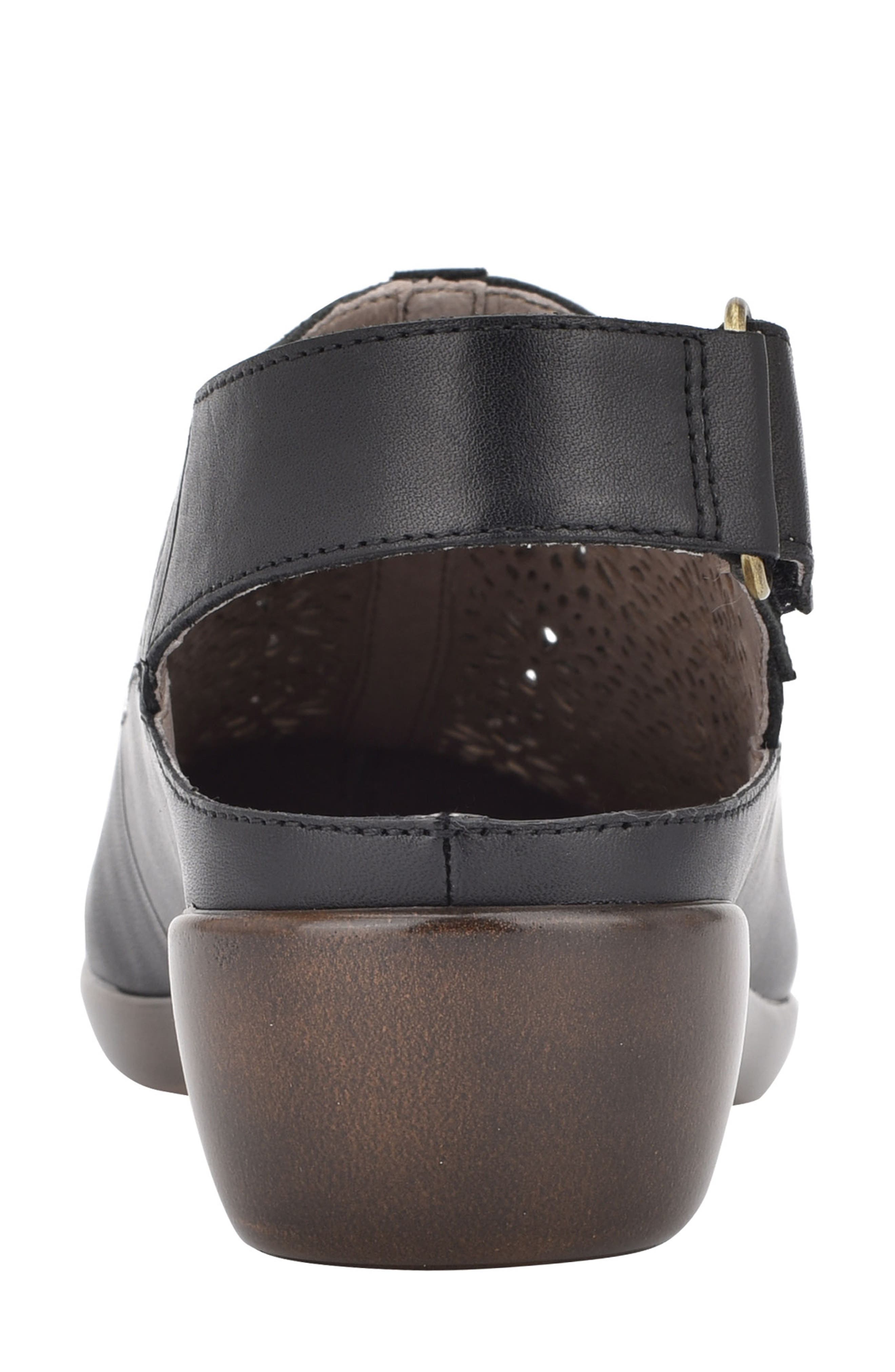 Easy Spirit Dawn Slingback Clog, Alternate, color, Black Leather