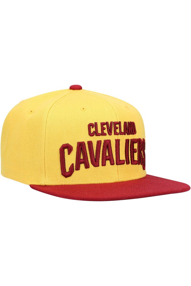 Men's Mitchell & Ness Gold Cleveland Cavaliers Core Basic Snapback Hat, Alternate, color, Gold
