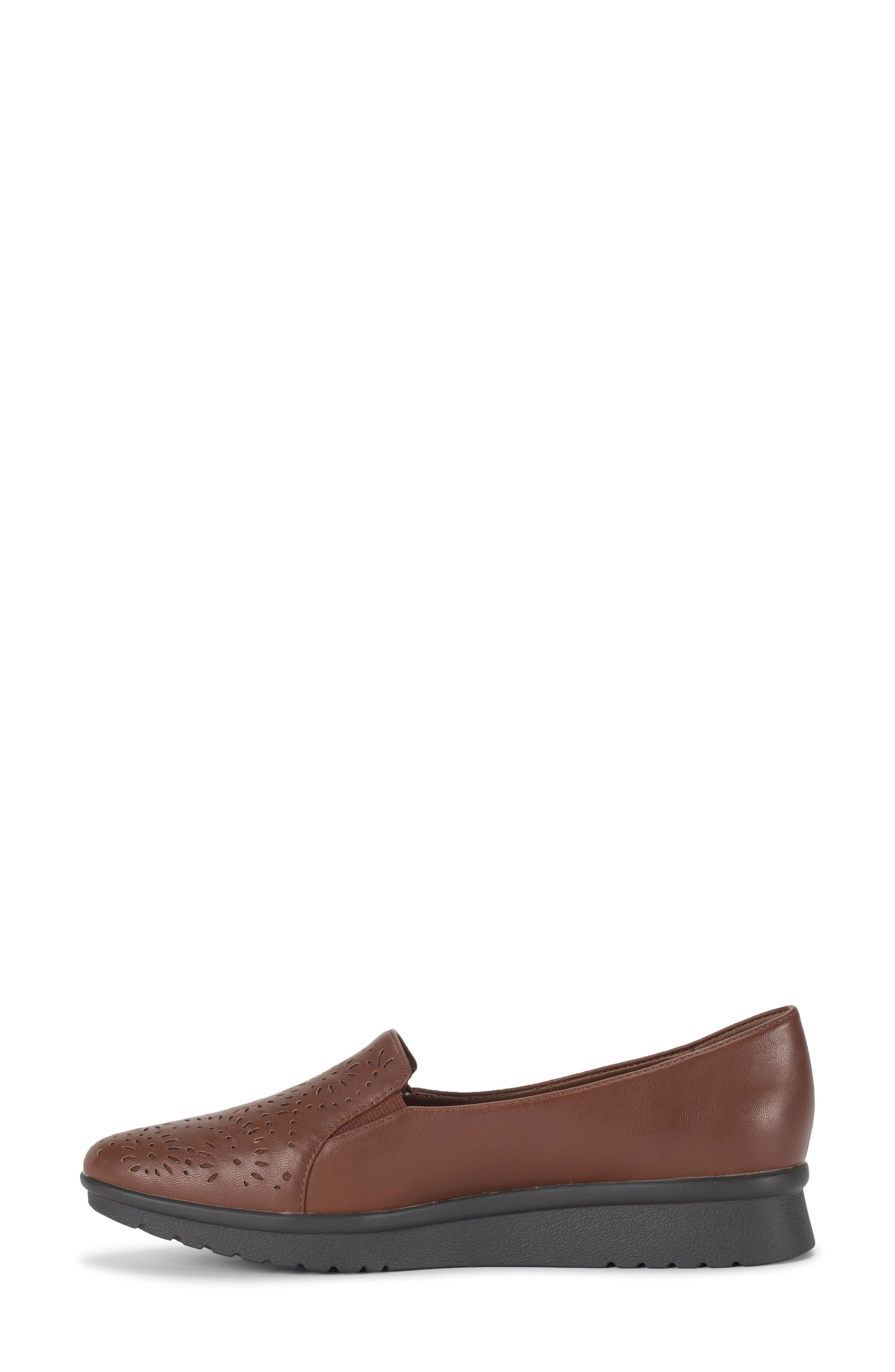 BARETRAPS Amry Laser Cut Loafer, Alternate, color, Brush Brown