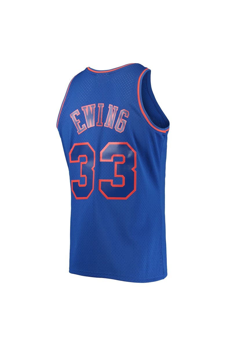 Mitchell & Ness Men's Mitchell & Ness Patrick Ewing Blue New York Knicks 1996/97 Hardwood Classics Swingman Jersey, Alternate, color,