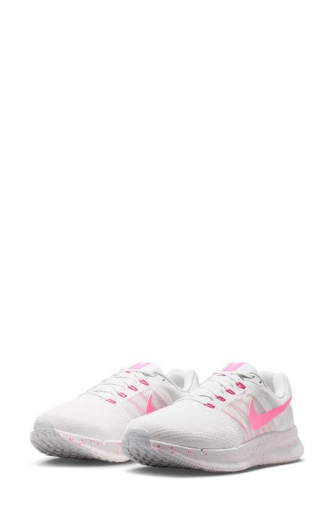 Run Swift 3 Running Shoe (Women)