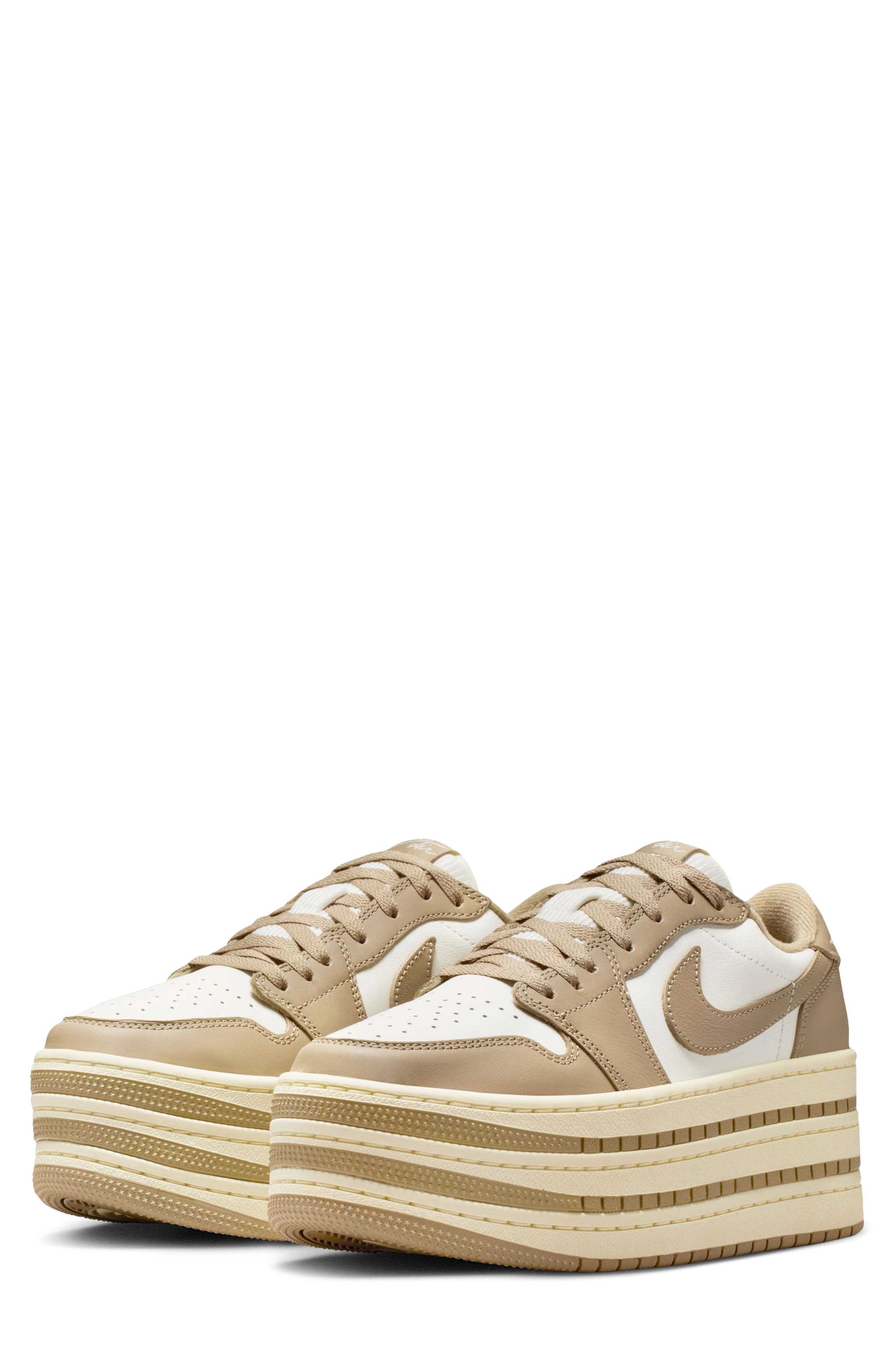 Jordan WMNS AIR JORDAN 1 TRIPLE, Main, color, 