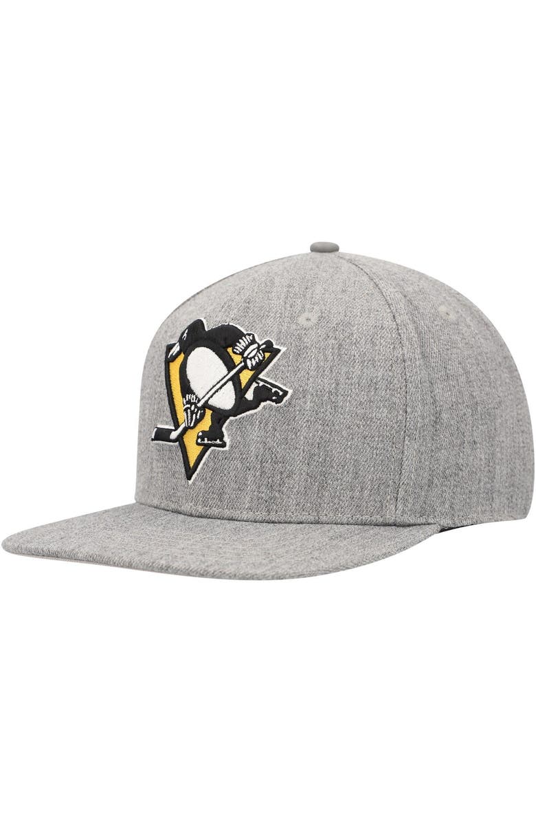 PRO STANDARD Men's Pro Standard Gray Pittsburgh Penguins Classic Logo Snapback Hat, Alternate, color,