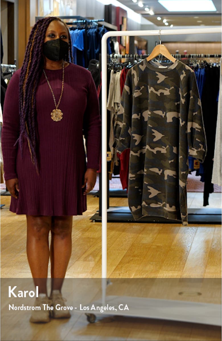 Women's Camo Print Super Oversize Sweatshirt, sales video thumbnail