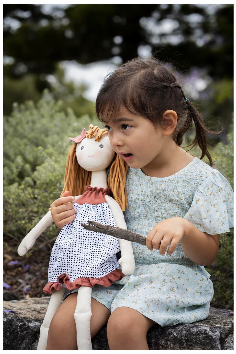 Amber Doll, Alternate, color, NO COLOR