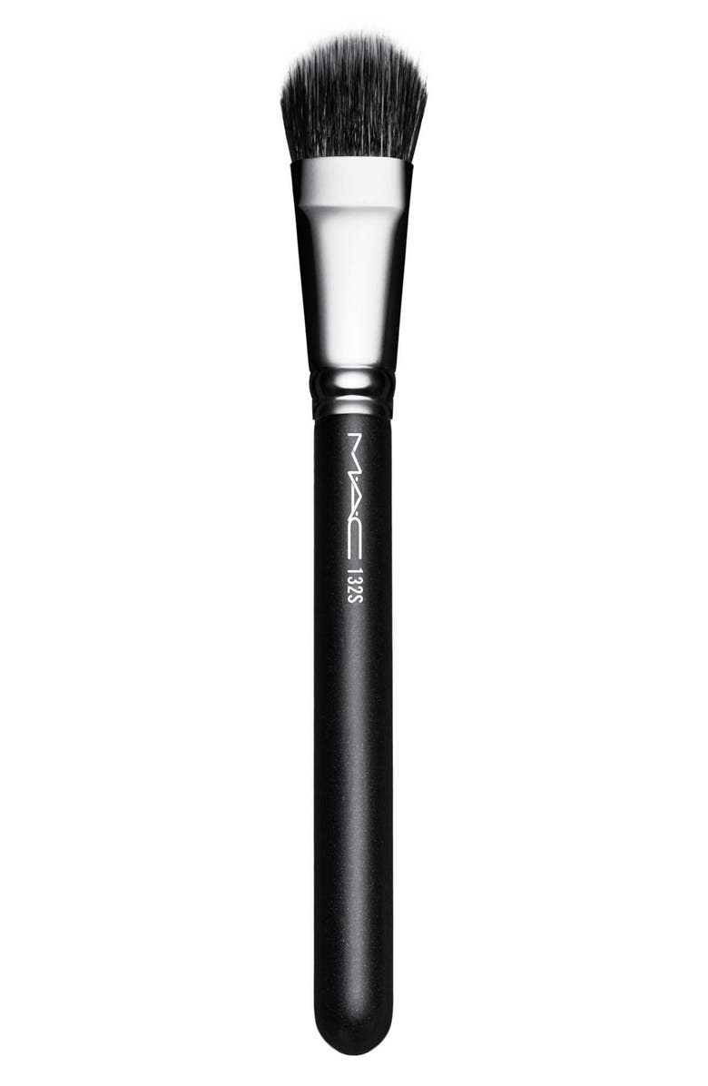 MAC Cosmetics MAC 132S Synthetic Duo Fibre Foundation Brush, Main, color,