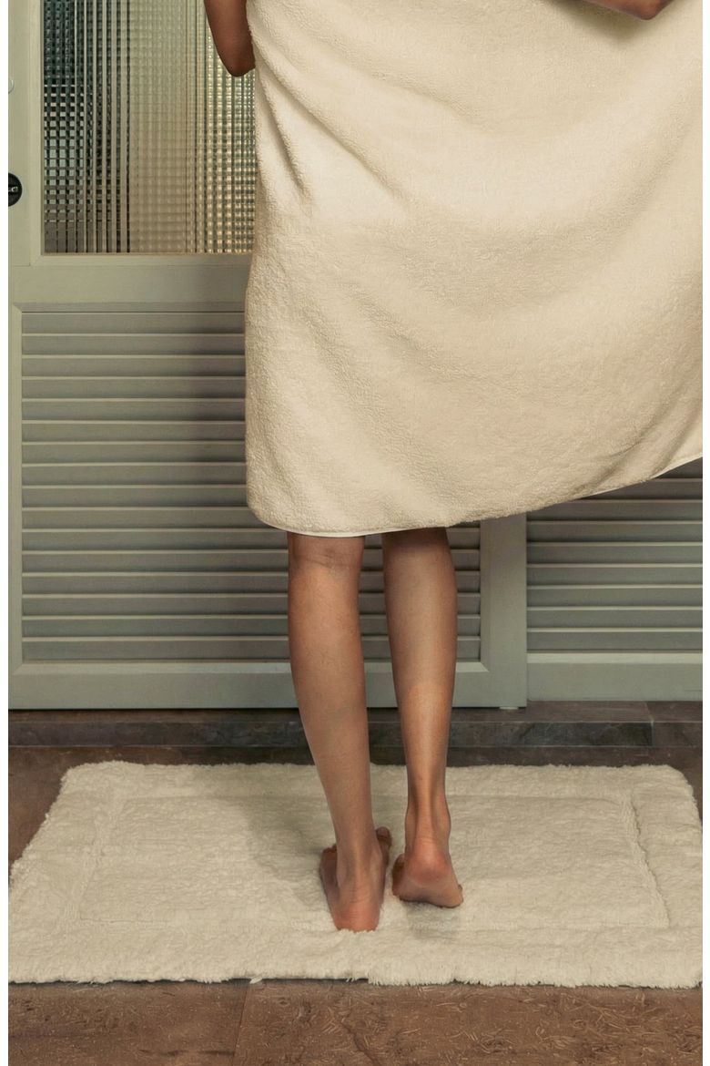 Ultraplush Skid-Resistant Bath Mat, Alternate, color, Sand