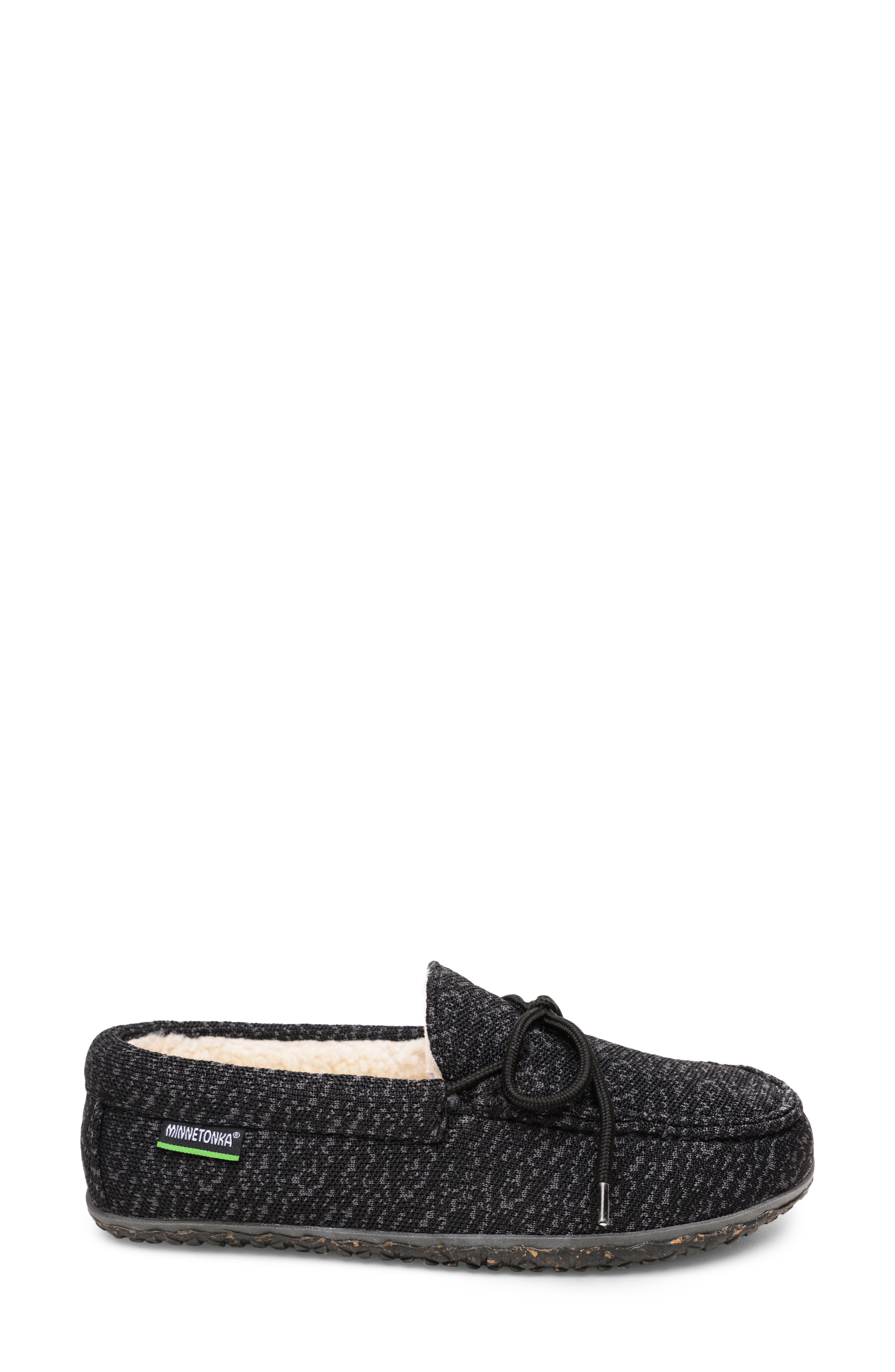 Minnetonka Oak Moccasin Slipper, Alternate, color, Black